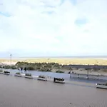 In By The Nieuwpoort